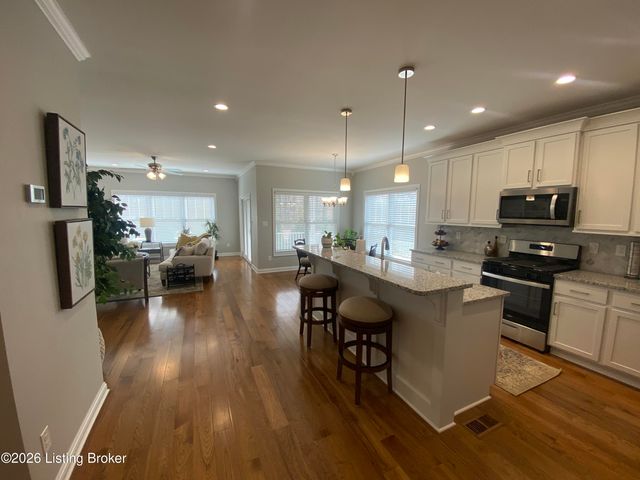 7515 Pavilion Park Rd, Louisville, KY 40214