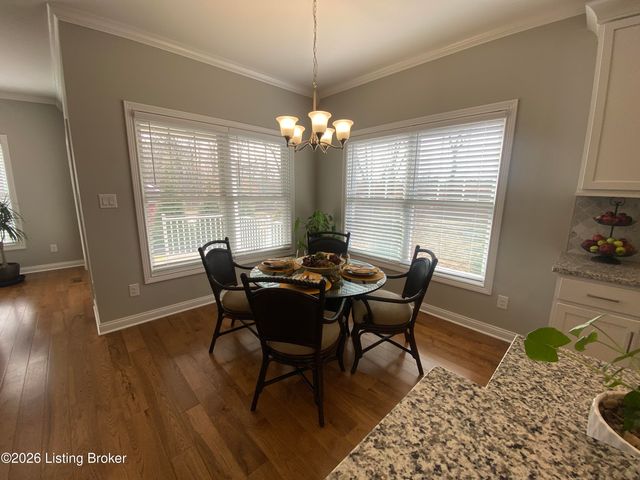 7515 Pavilion Park Rd, Louisville, KY 40214