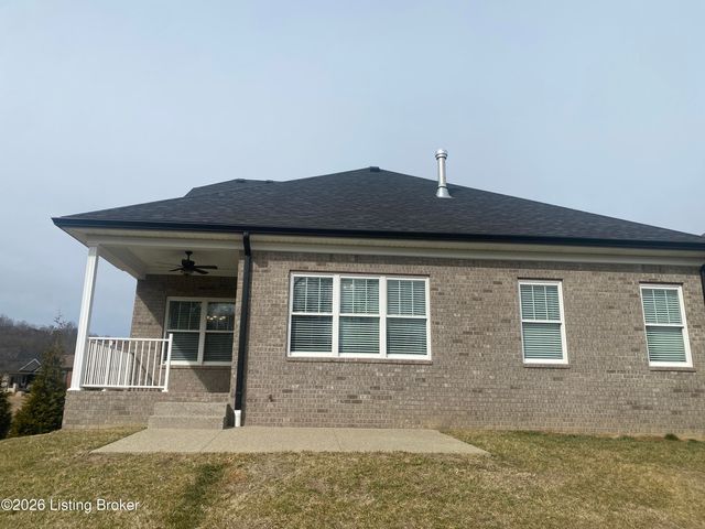 7515 Pavilion Park Rd, Louisville, KY 40214