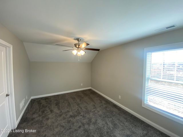 7515 Pavilion Park Rd, Louisville, KY 40214