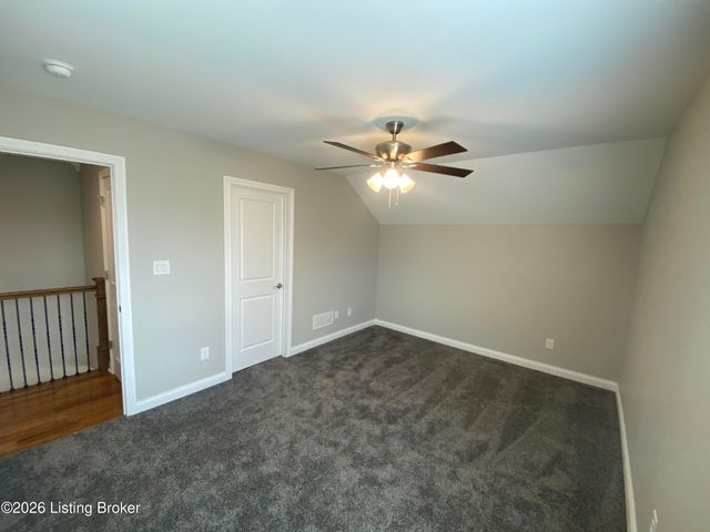 7515 Pavilion Park Rd, Louisville, KY 40214