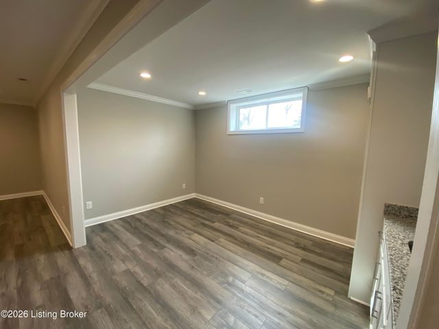 7515 Pavilion Park Rd, Louisville, KY 40214