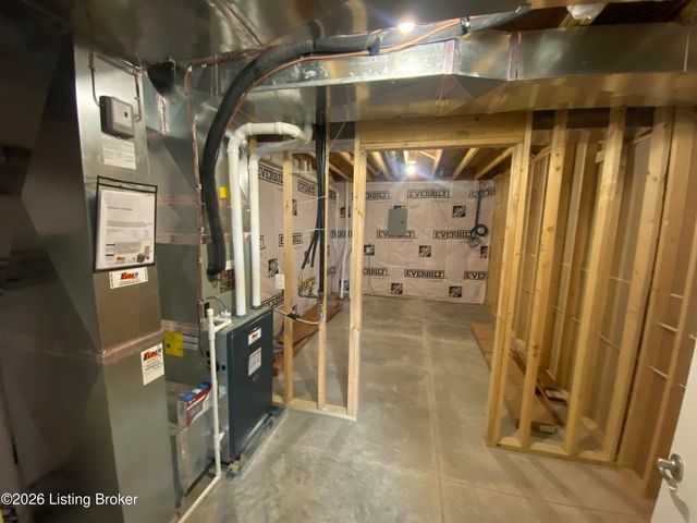 7515 Pavilion Park Rd, Louisville, KY 40214