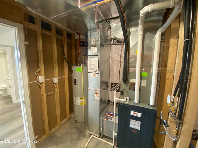 7515 Pavilion Park Rd, Louisville, KY 40214