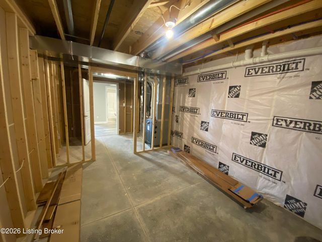 7515 Pavilion Park Rd, Louisville, KY 40214