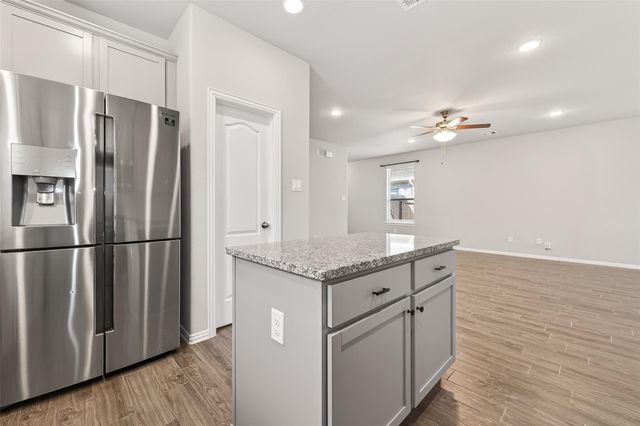 8415 Chesney Trail, Fulshear, TX 77441