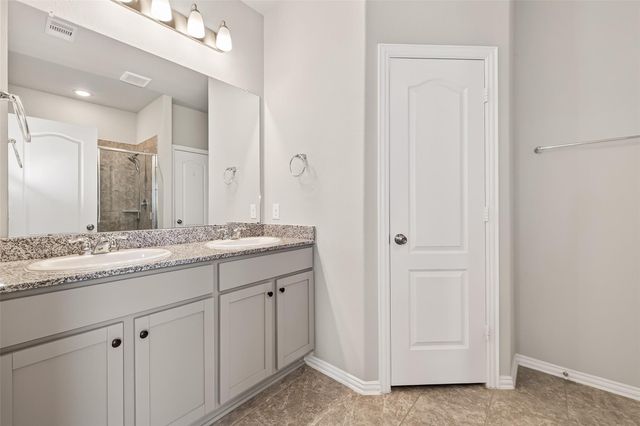 8415 Chesney Trail, Fulshear, TX 77441