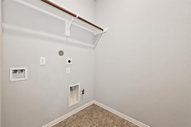 8415 Chesney Trail, Fulshear, TX 77441