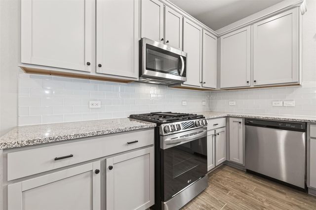 8415 Chesney Trail, Fulshear, TX 77441