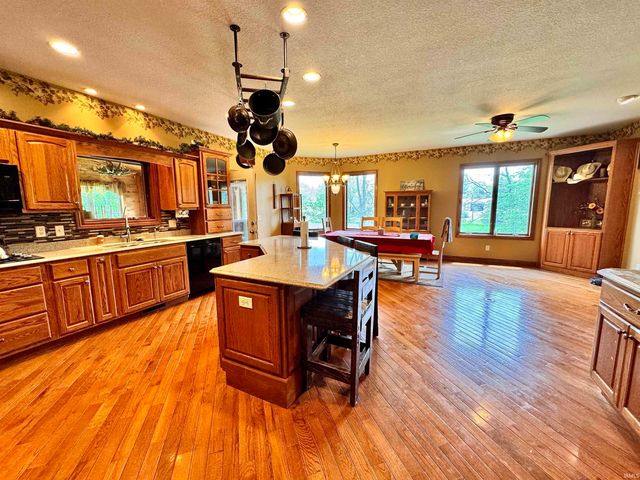 5936 County Road 427, Auburn, IN 46706