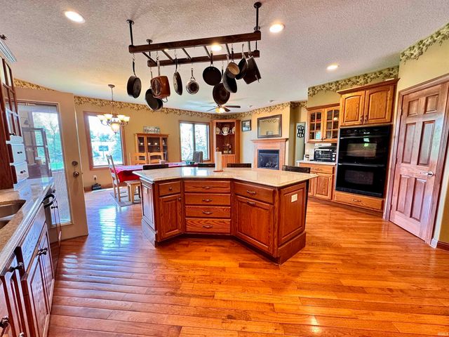 5936 County Road 427, Auburn, IN 46706