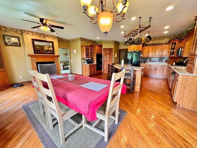 5936 County Road 427, Auburn, IN 46706