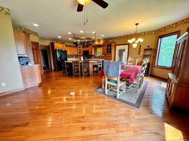 5936 County Road 427, Auburn, IN 46706