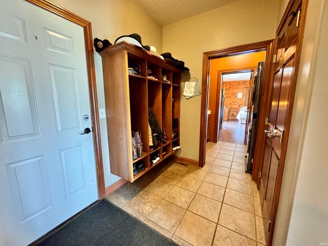 5936 County Road 427, Auburn, IN 46706