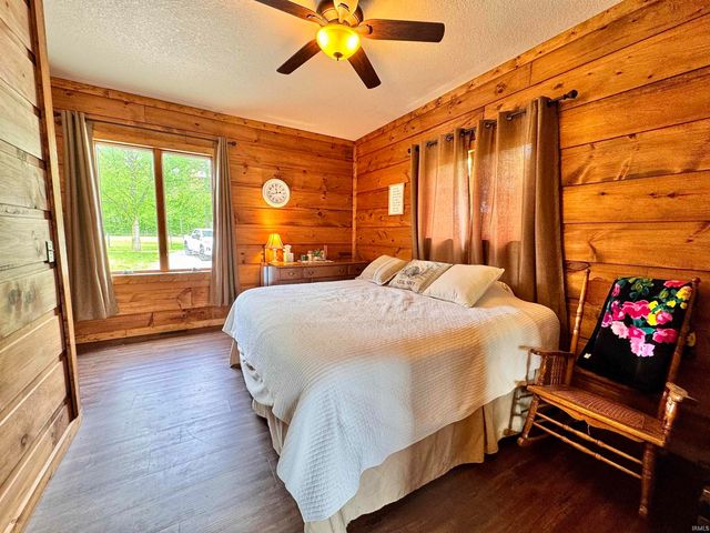 5936 County Road 427, Auburn, IN 46706