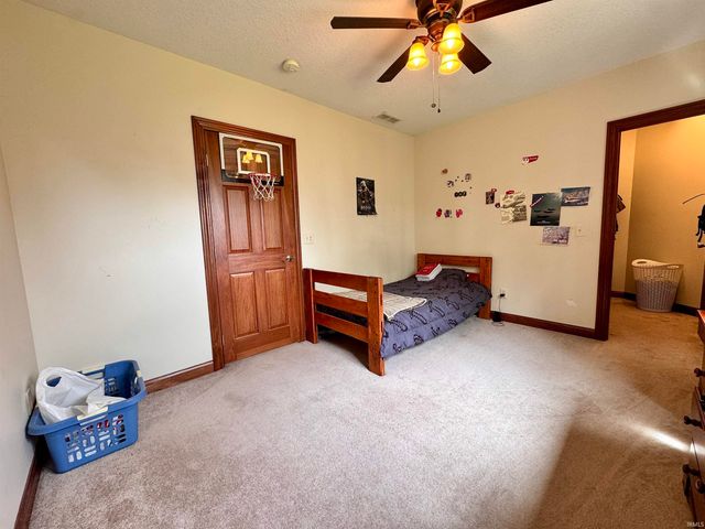 5936 County Road 427, Auburn, IN 46706