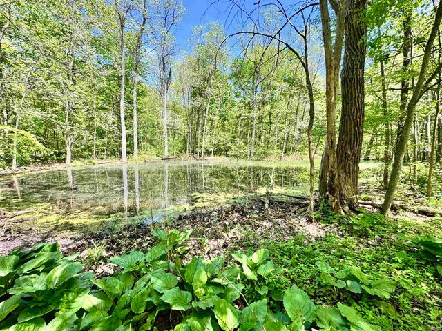 5936 County Road 427, Auburn, IN 46706