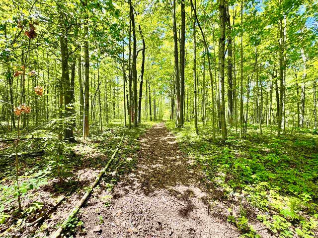 5936 County Road 427, Auburn, IN 46706