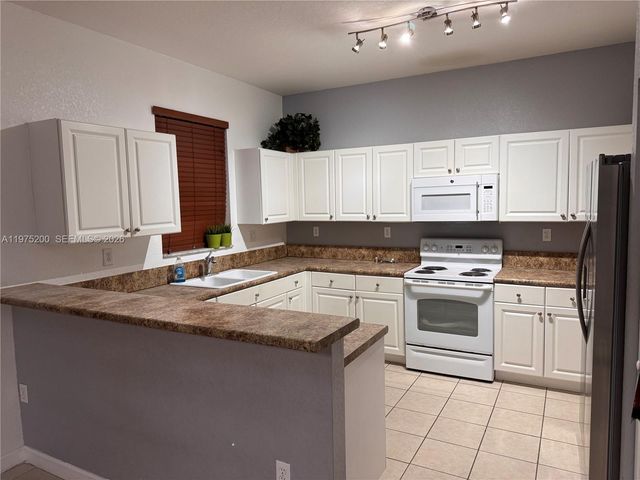 12821 SW 135th St, Miami, FL 33186