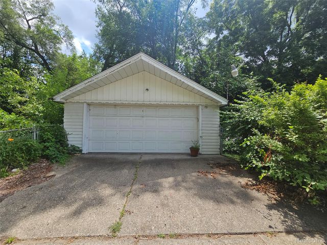 18656 Dale Street, Detroit, MI 48219