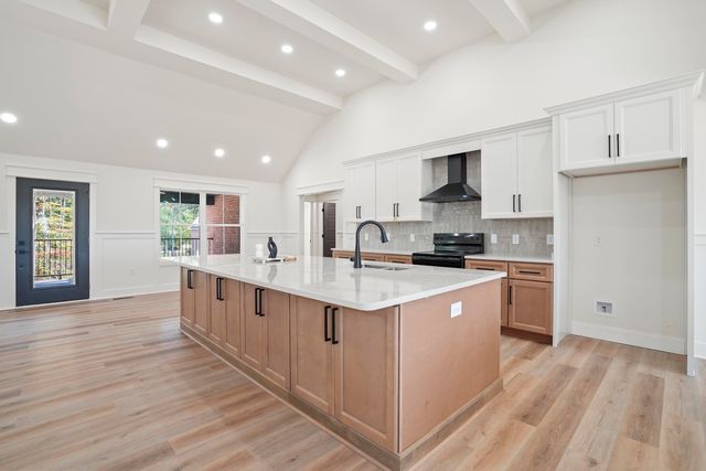 32 Mercato Drive, Somerset, KY 42503