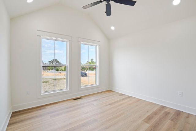 32 Mercato Drive, Somerset, KY 42503