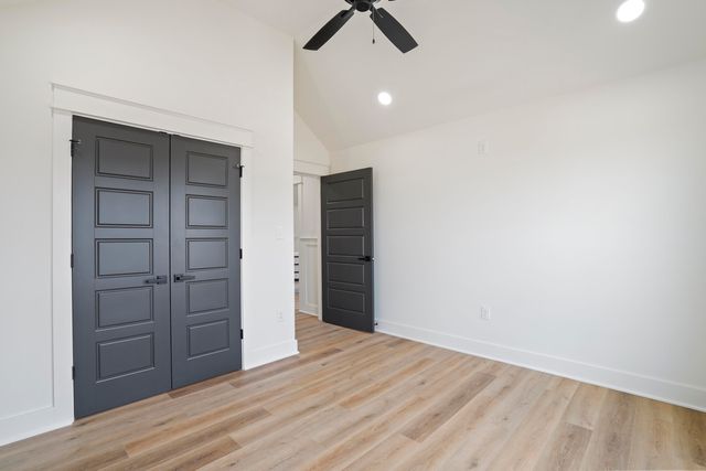 32 Mercato Drive, Somerset, KY 42503