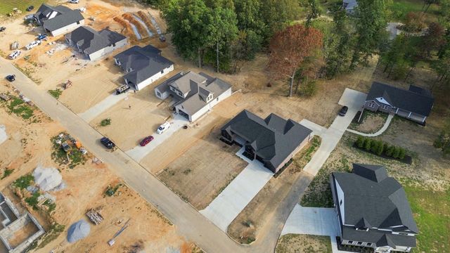 32 Mercato Drive, Somerset, KY 42503