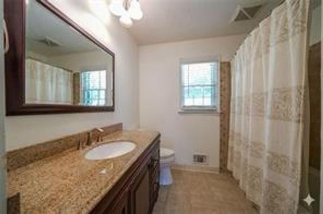 2168 Cannon Hill Road SW, Lilburn, GA 30047