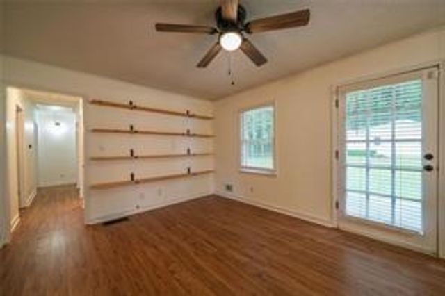 2168 Cannon Hill Road SW, Lilburn, GA 30047