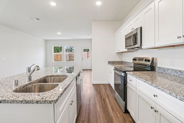 2213 Meadow Park Drive, Melissa, TX 75454