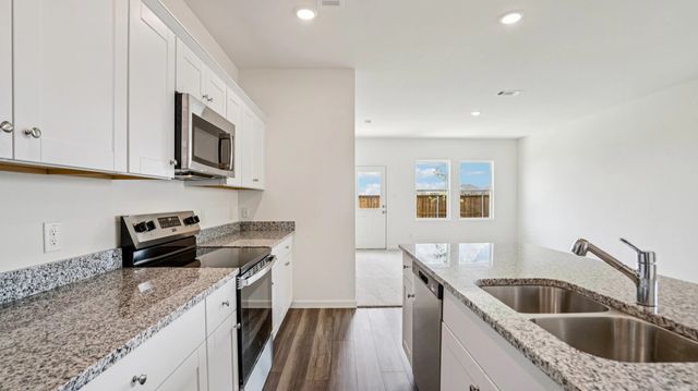 2213 Meadow Park Drive, Melissa, TX 75454