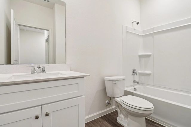 2213 Meadow Park Drive, Melissa, TX 75454