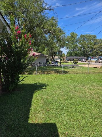 747 BEST ST, Covington, TN 38019