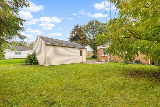 2736 S 52nd PLACE, Milwaukee, WI 53219