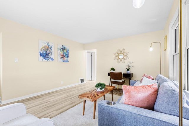 2736 S 52nd PLACE, Milwaukee, WI 53219