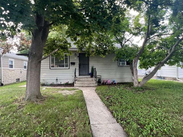 5171 N 69th STREET, Milwaukee, WI 53218