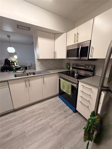 9731 Fontainebleau Boulevard F314, Miami, FL 33172