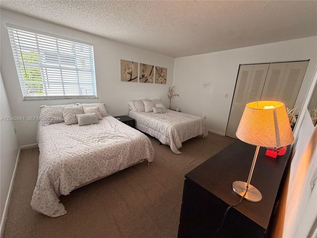 9731 Fontainebleau Boulevard F314, Miami, FL 33172