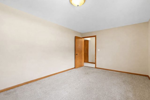 1525 Elm Street, Park Ridge, IL 60068