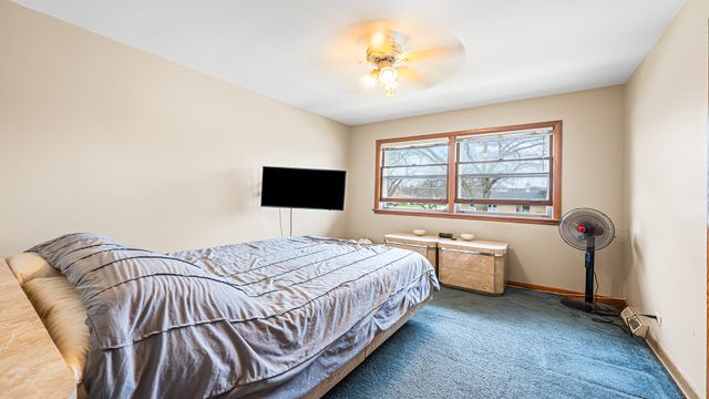 1525 Elm Street, Park Ridge, IL 60068