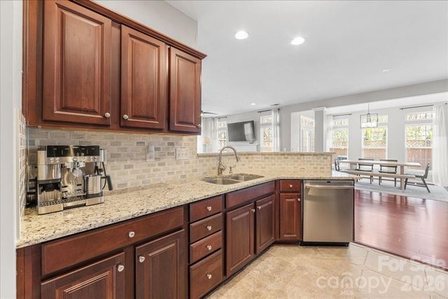 2301 Whitford Lane, Charlotte, NC 28210