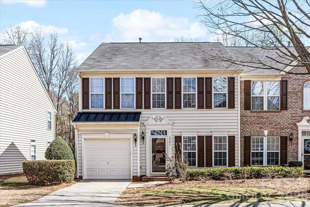 2301 Whitford Lane, Charlotte, NC 28210