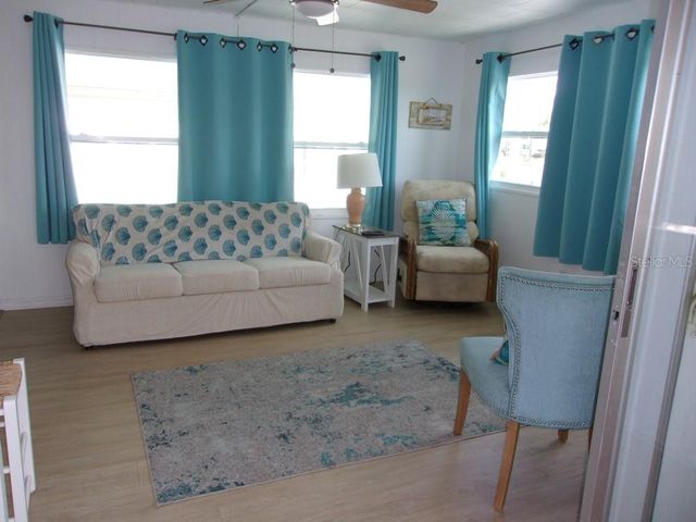 805 S GREEN CIRCLE, Venice, FL 34285