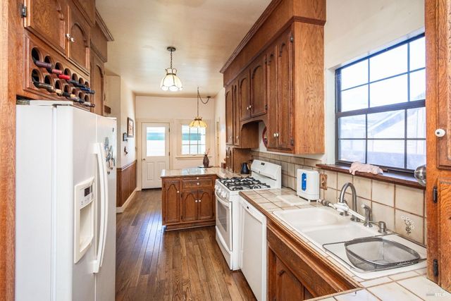 1436 Pine St, Napa, CA 94559