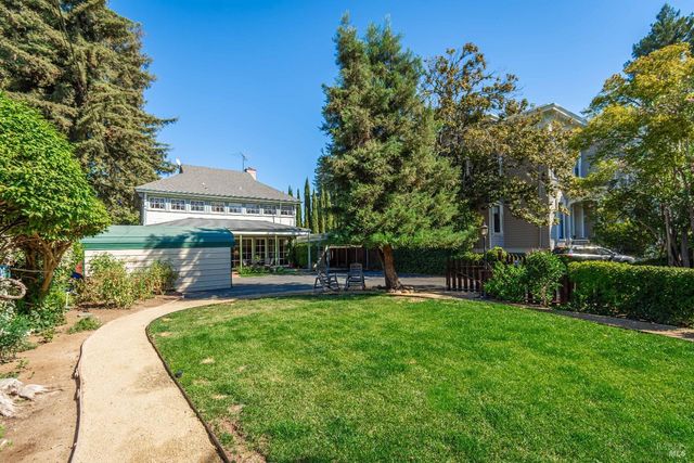 1436 Pine St, Napa, CA 94559