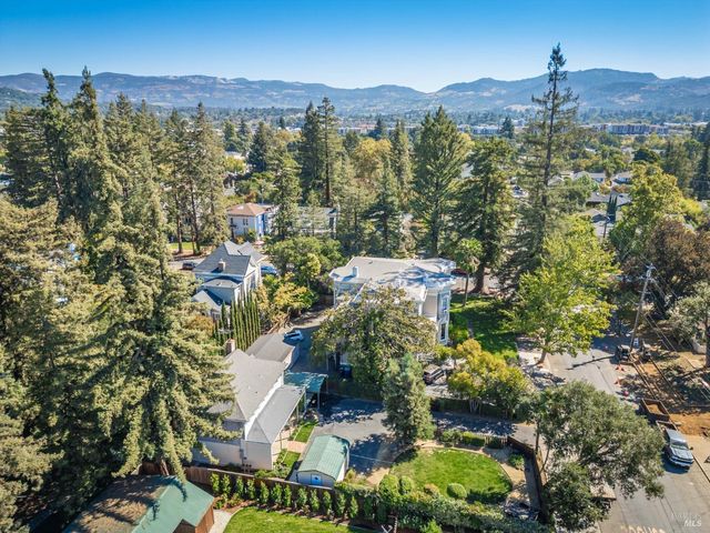1436 Pine St, Napa, CA 94559