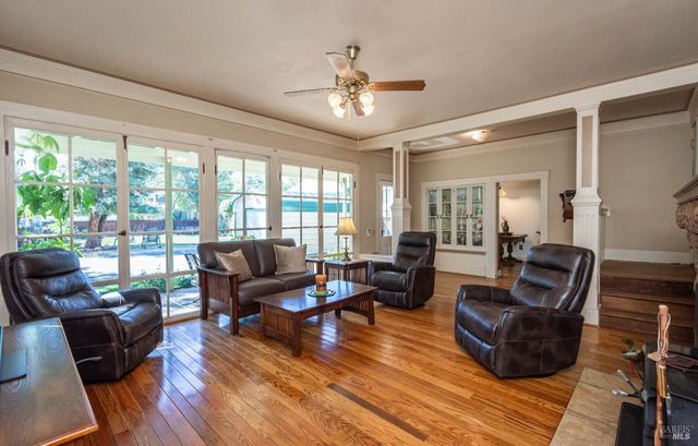 1436 Pine St, Napa, CA 94559