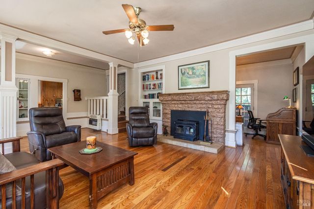 1436 Pine St, Napa, CA 94559