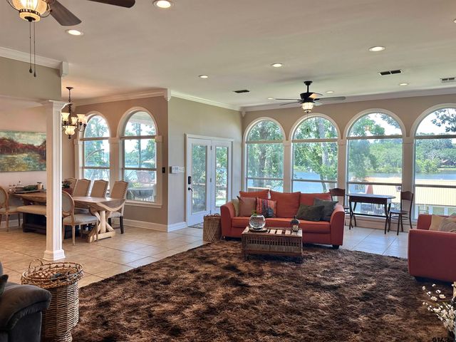 13449 S Hillcreek Rd, Whitehouse, TX 75791